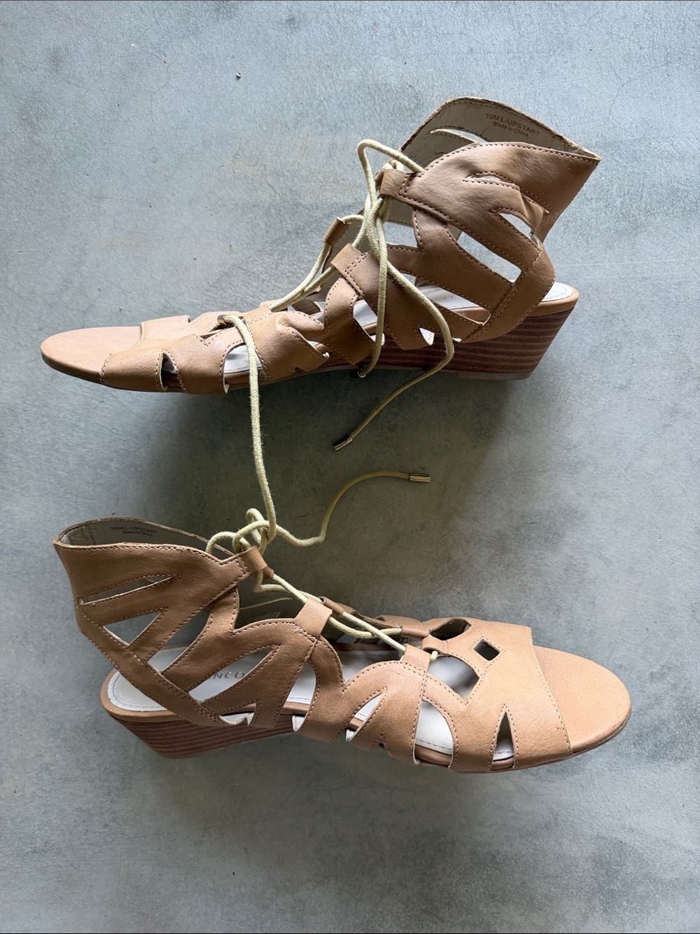 Franco Sarto Women’s Tan Lace-Up Cutout Wedge Sandals size 10 - Picture 3 of 9